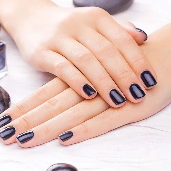 Corsi-di-estetica manicure